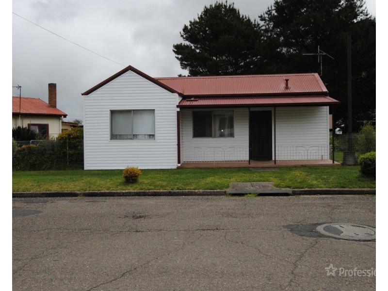 B/2 Coalbrook Street, Lithgow NSW 2790