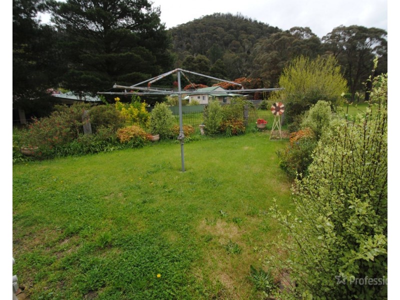 B/2 Coalbrook Street, Lithgow NSW 2790