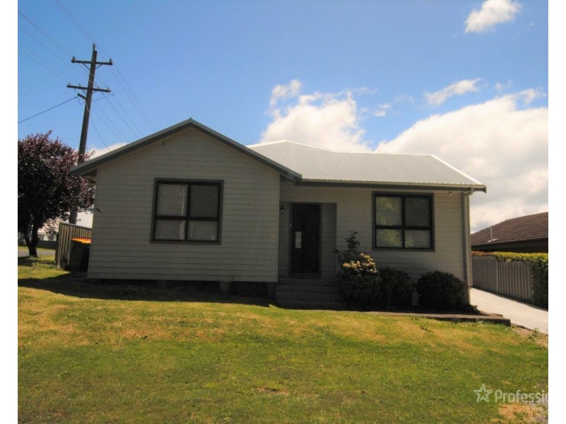 23 Vickers Street, Lithgow NSW 2790
