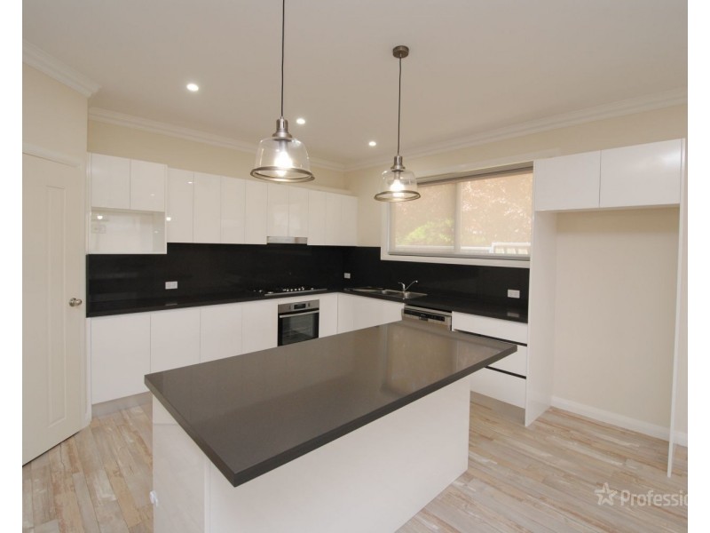 23 Vickers Street, Lithgow NSW 2790