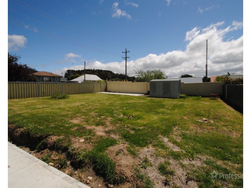 23 Vickers Street, Lithgow NSW 2790