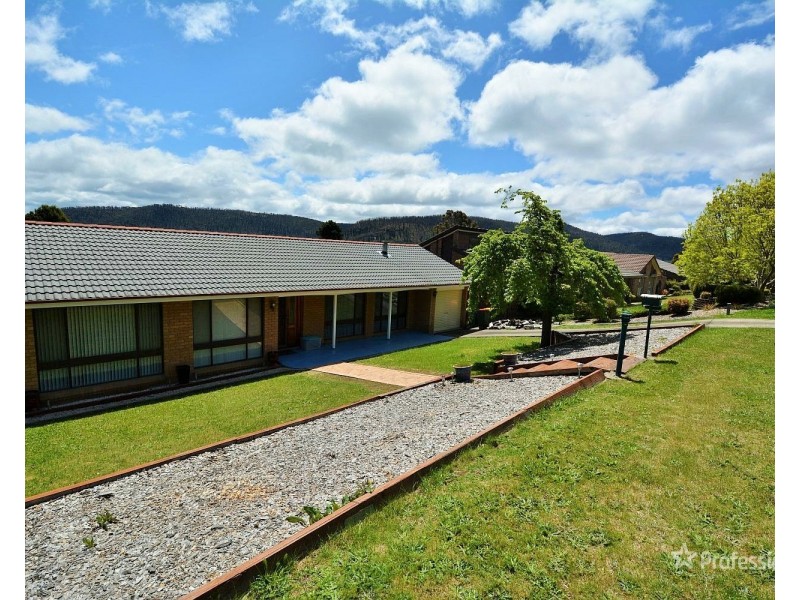 8 Blaxland Street, Lithgow NSW 2790