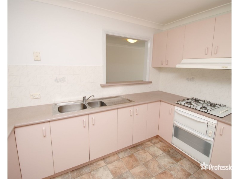 2/8 Longworth Street, Lithgow NSW 2790