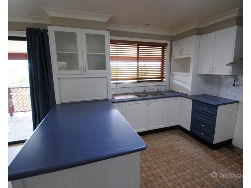 6 Burton Street, Portland NSW 2847