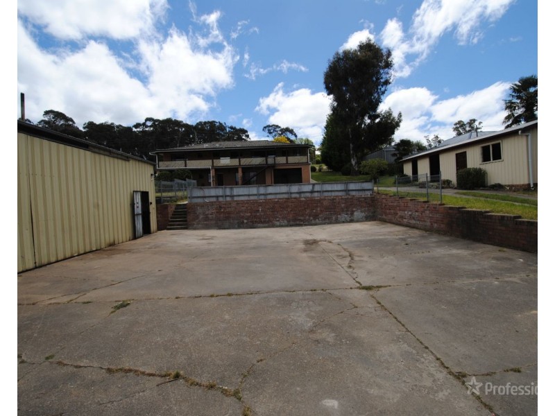 6 Burton Street, Portland NSW 2847