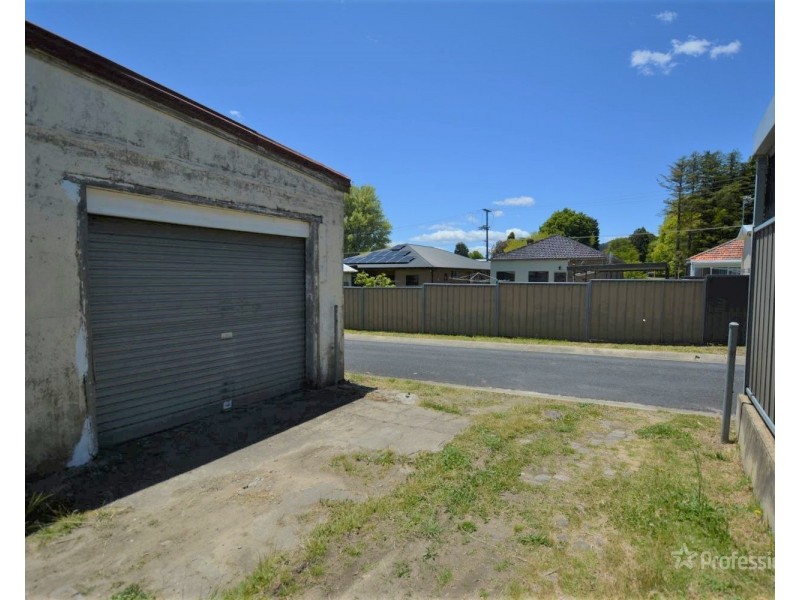 49 Rifle Parade, Lithgow NSW 2790
