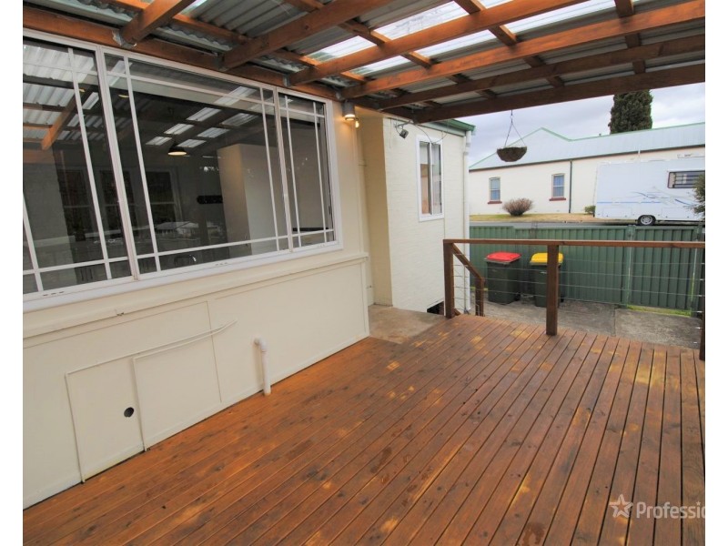 18 Read Avenue, Lithgow NSW 2790