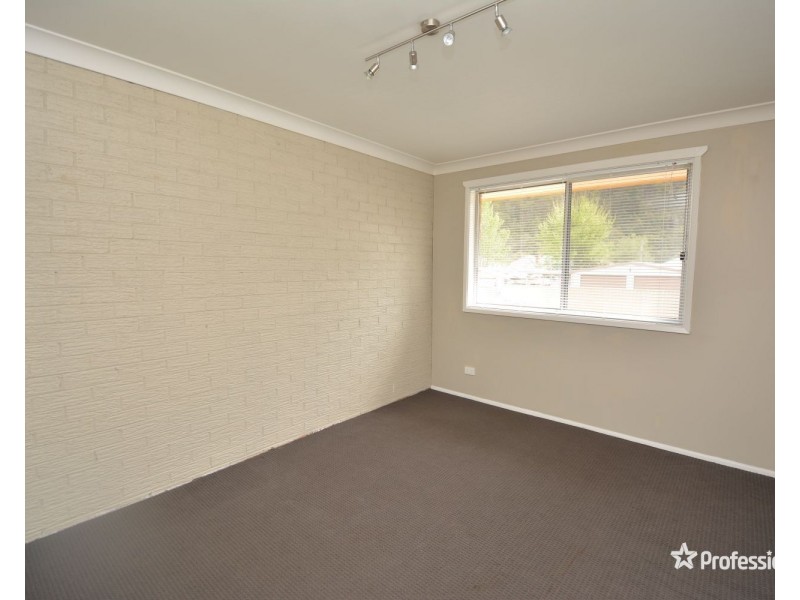 15 Ramsay Street, Lithgow NSW 2790