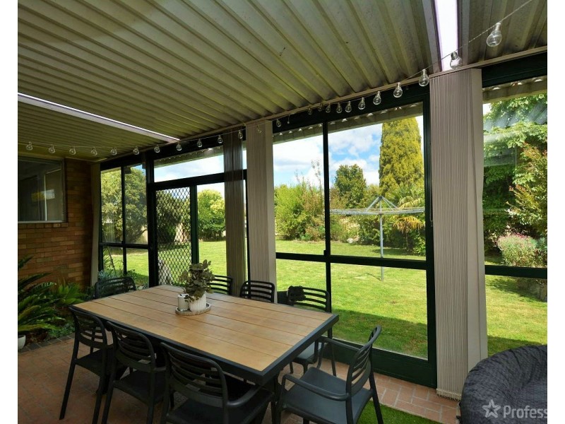 14 Rifle Parade, Lithgow NSW 2790