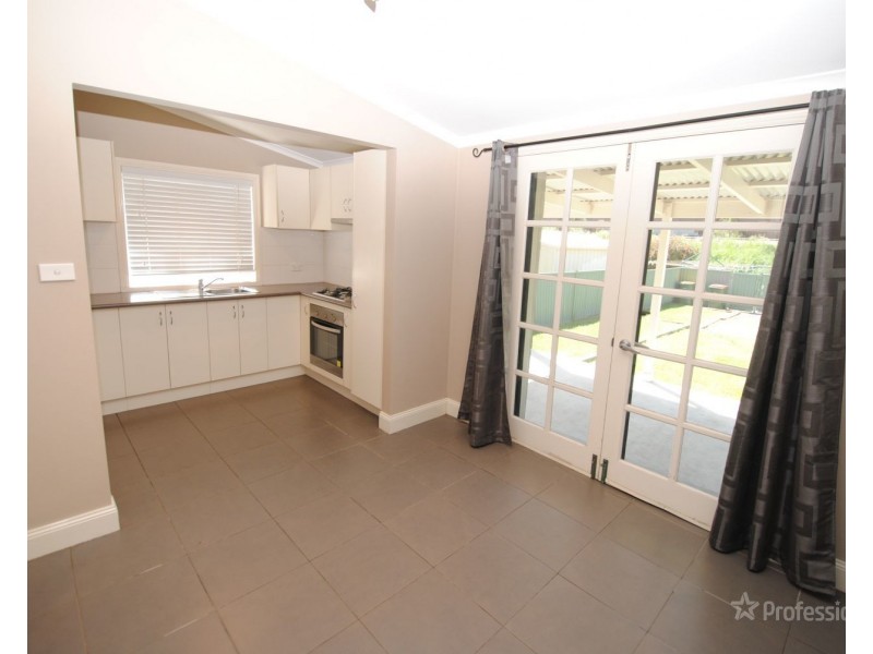 12 Chifley Road, Lithgow NSW 2790