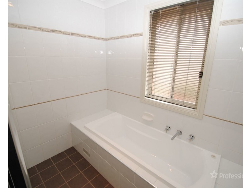 14 Thornley Close, Lithgow NSW 2790