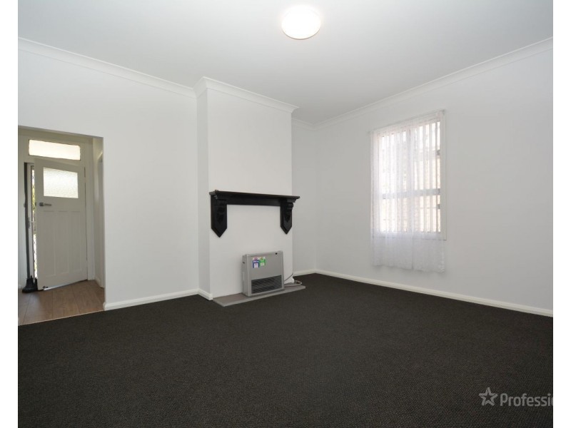 12 Cook Street, Lithgow NSW 2790