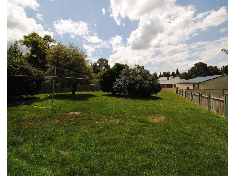 60 Outer Crescent, Lithgow NSW 2790