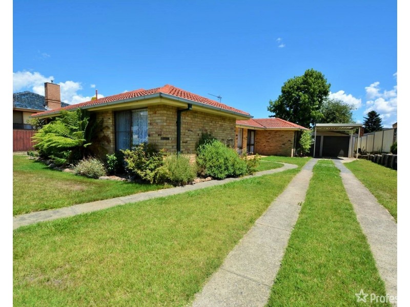 18 Rifle Parade, Lithgow NSW 2790