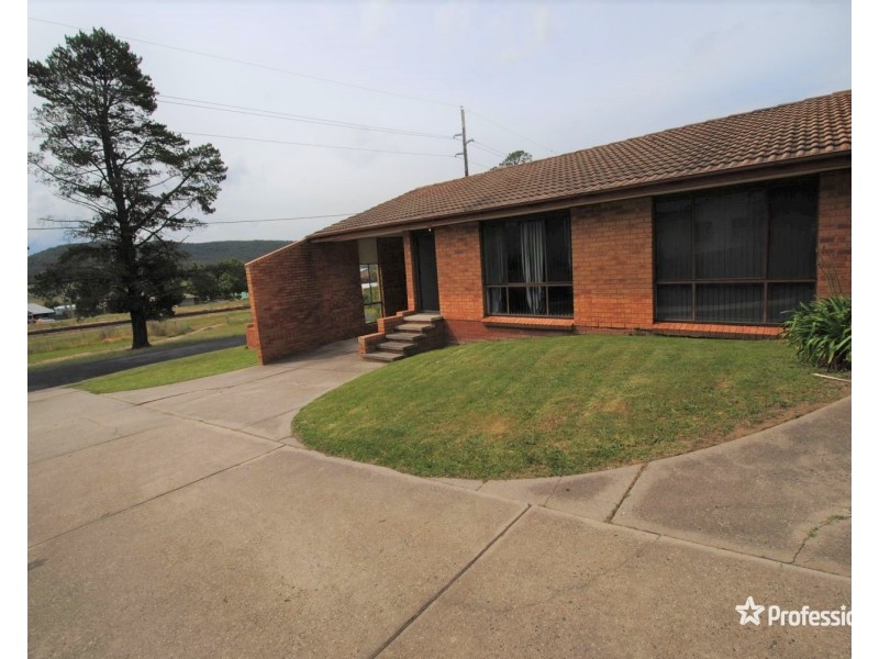 1/15 Cripps Avenue, Wallerawang NSW 2845