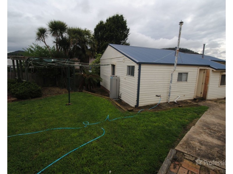 30 Tweed Road, Lithgow NSW 2790