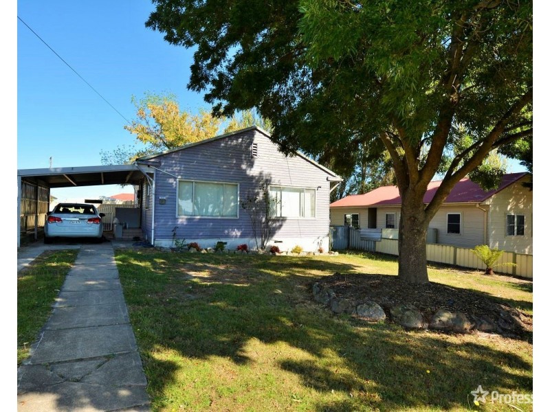 27 Hume Avenue, Wallerawang NSW 2845
