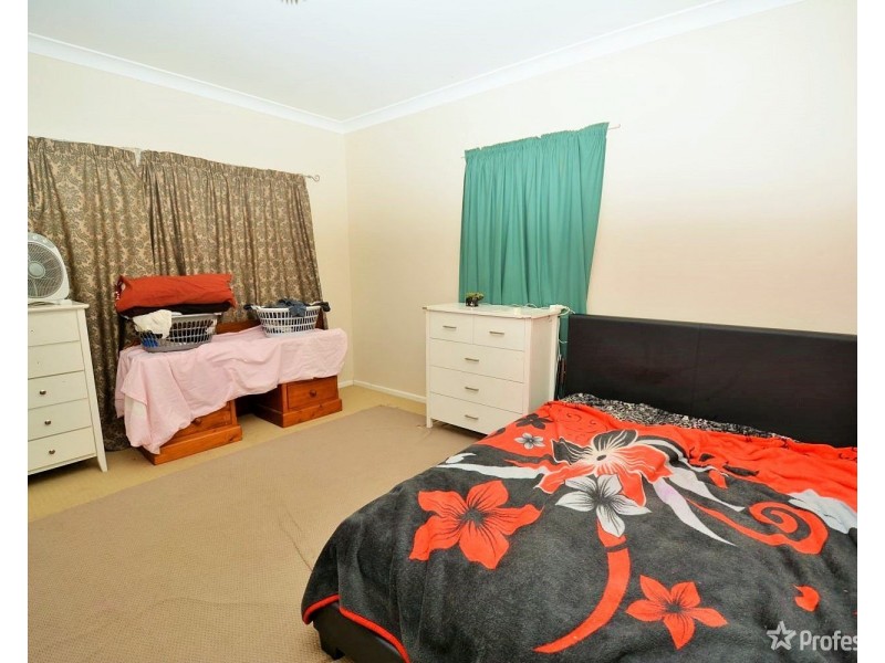 27 Hume Avenue, Wallerawang NSW 2845
