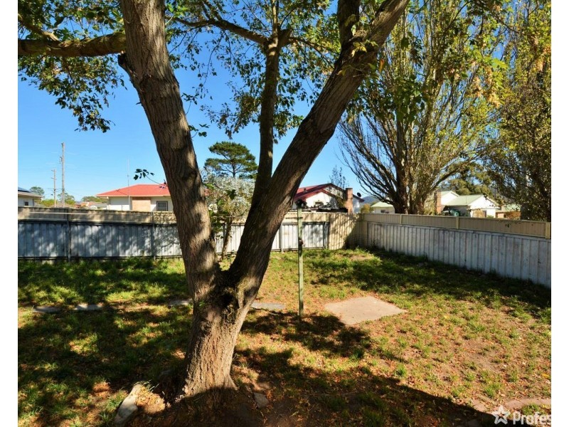 27 Hume Avenue, Wallerawang NSW 2845