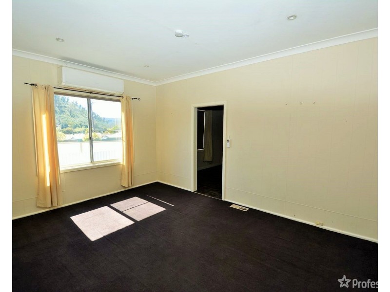 19 John Street, Lithgow NSW 2790