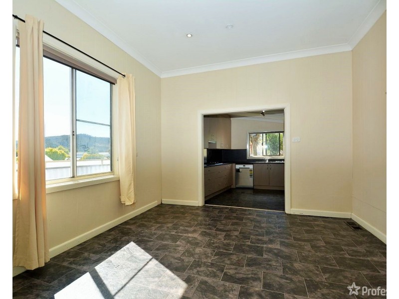 19 John Street, Lithgow NSW 2790