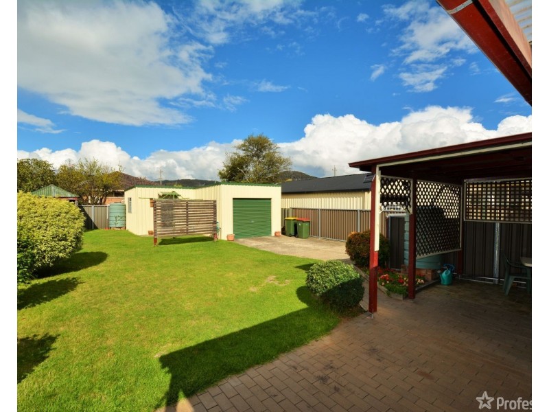 51 Enfield Avenue, Lithgow NSW 2790