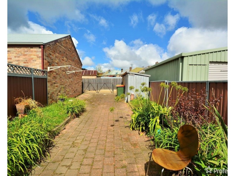 49 Read Avenue, Lithgow NSW 2790