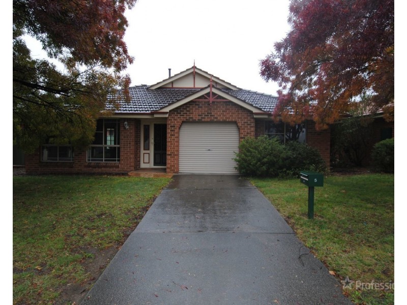 5 Barton Street, Lithgow NSW 2790