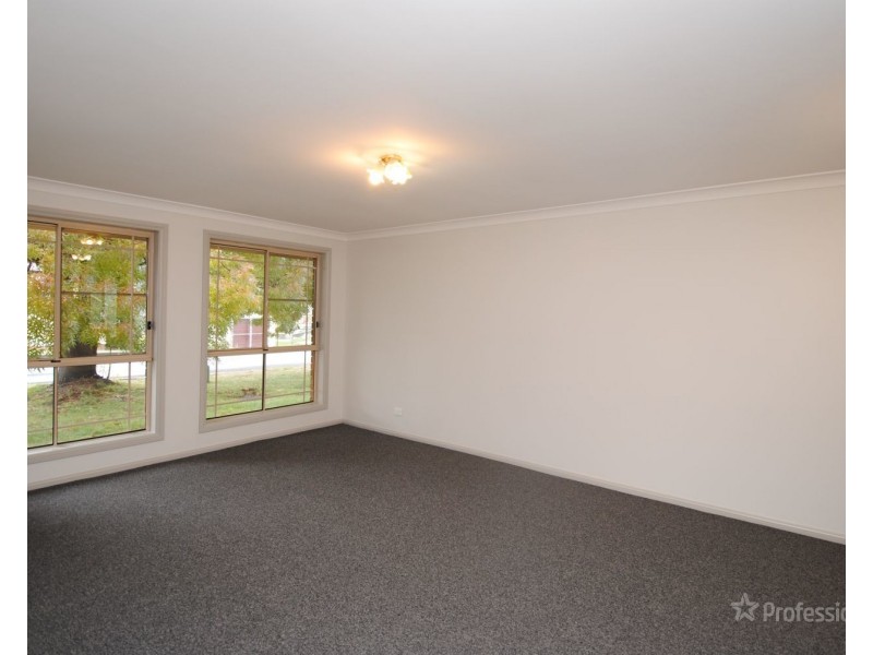 5 Barton Street, Lithgow NSW 2790