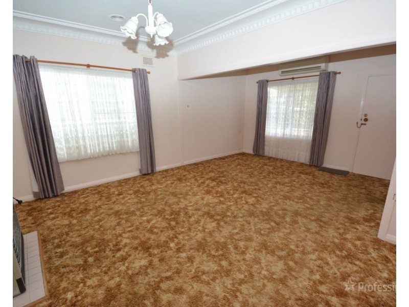 14 Sandford Avenue, Lithgow NSW 2790
