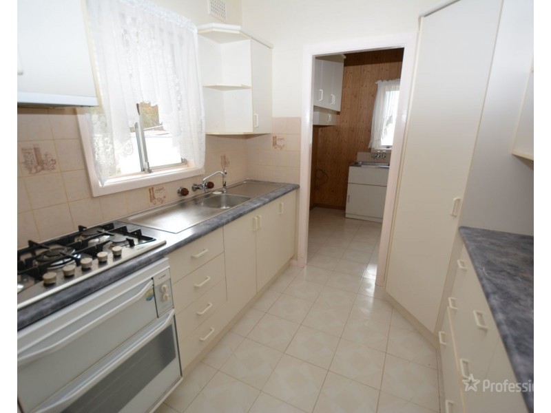 14 Sandford Avenue, Lithgow NSW 2790