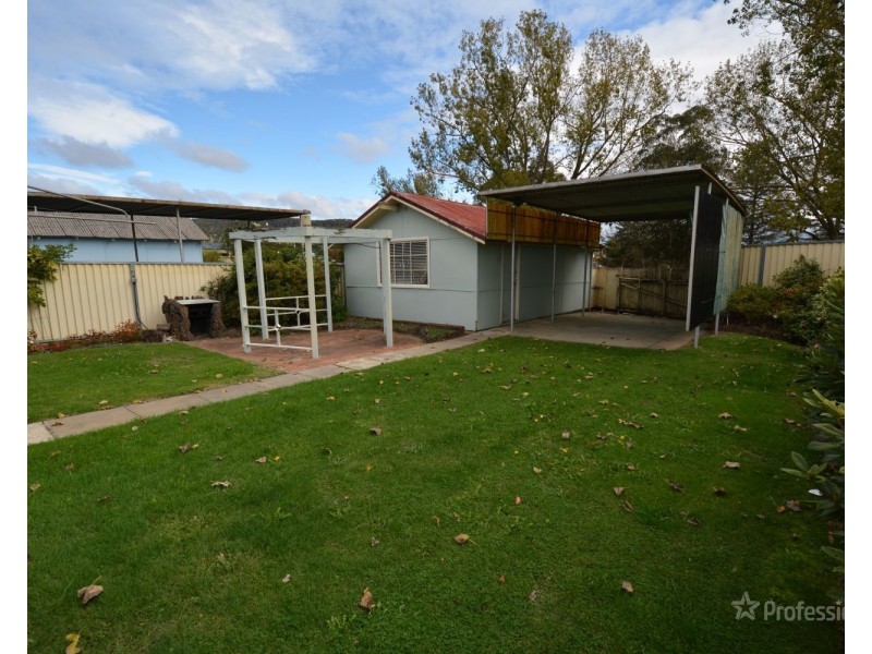 14 Sandford Avenue, Lithgow NSW 2790