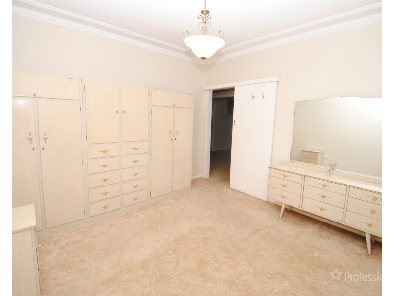 64 Enfield Avenue, Lithgow NSW 2790