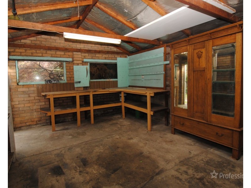 64 Enfield Avenue, Lithgow NSW 2790
