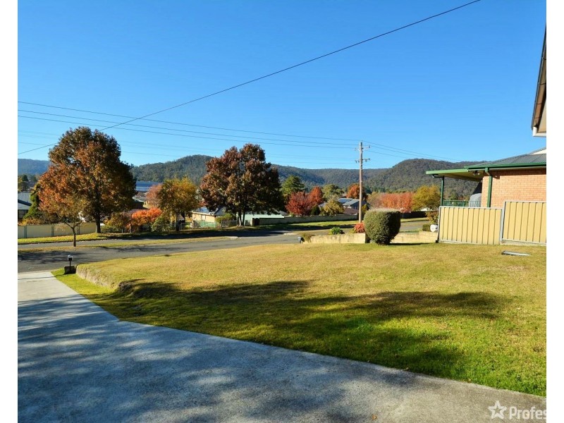 79 Musket Parade, Lithgow NSW 2790