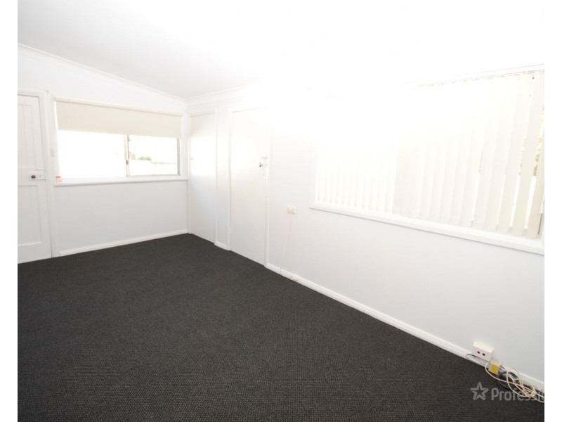 16 Sandford Avenue, Lithgow NSW 2790