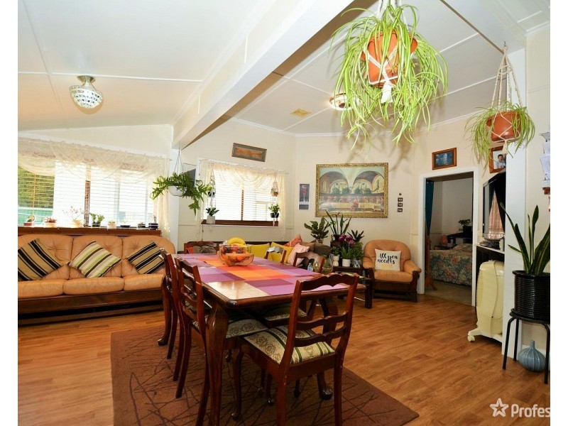 84 Sandford Avenue, Lithgow NSW 2790