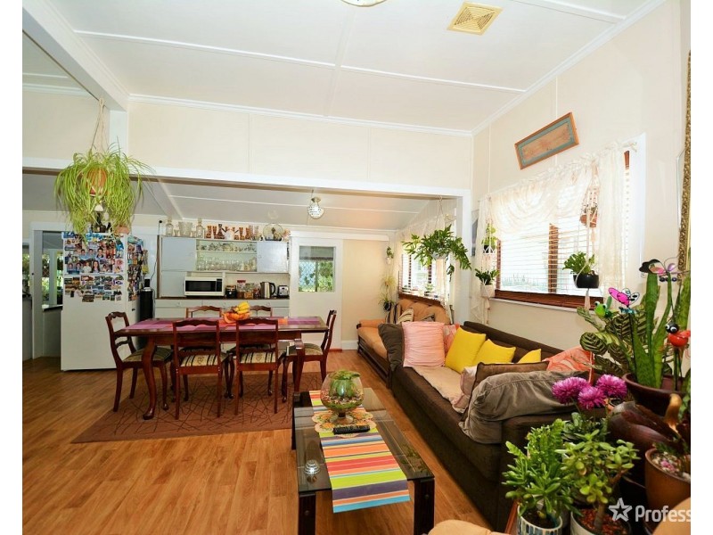 84 Sandford Avenue, Lithgow NSW 2790