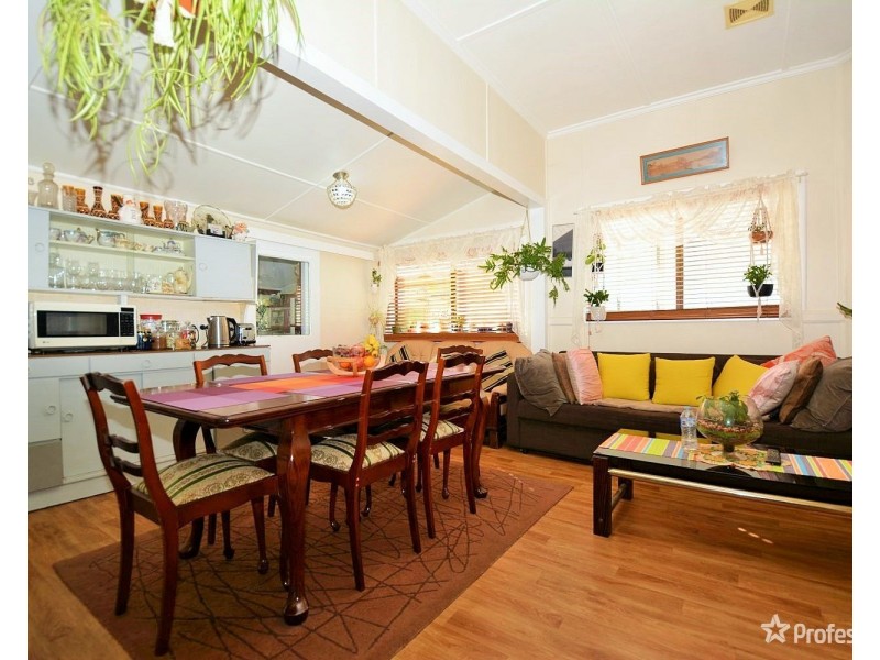 84 Sandford Avenue, Lithgow NSW 2790