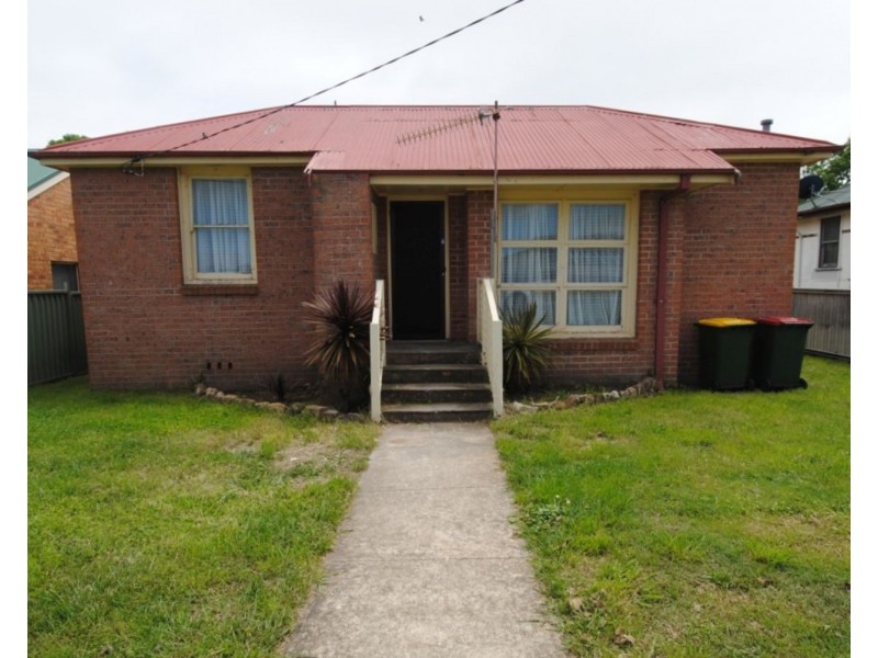 8 Henrietta Street, Wallerawang NSW 2845