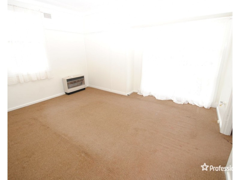 8 Henrietta Street, Wallerawang NSW 2845