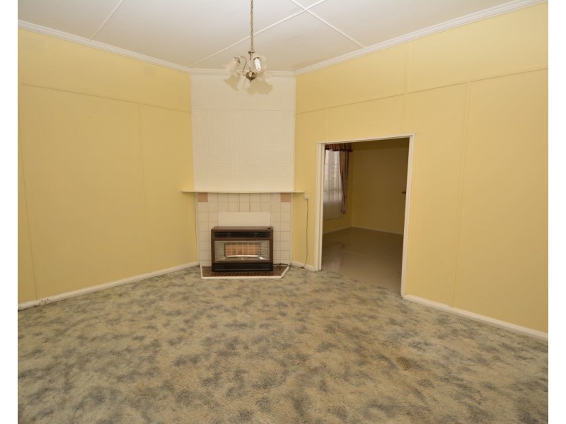 33 Chifley Road, Lithgow NSW 2790
