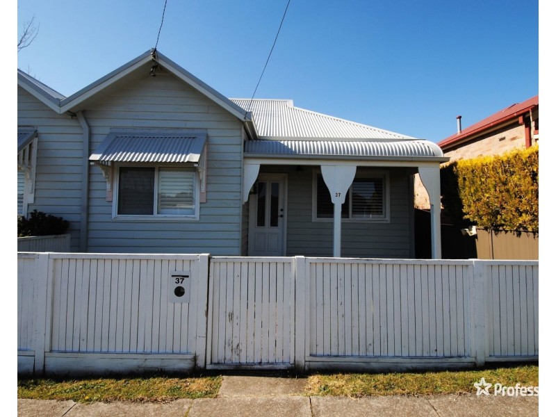 37 Cupro Street, Lithgow NSW 2790