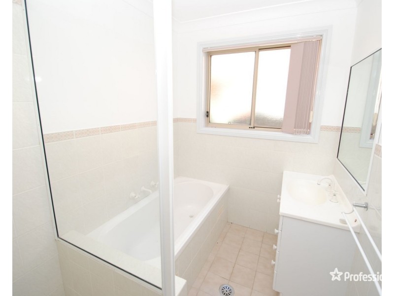 2/8 Longworth Street, Lithgow NSW 2790