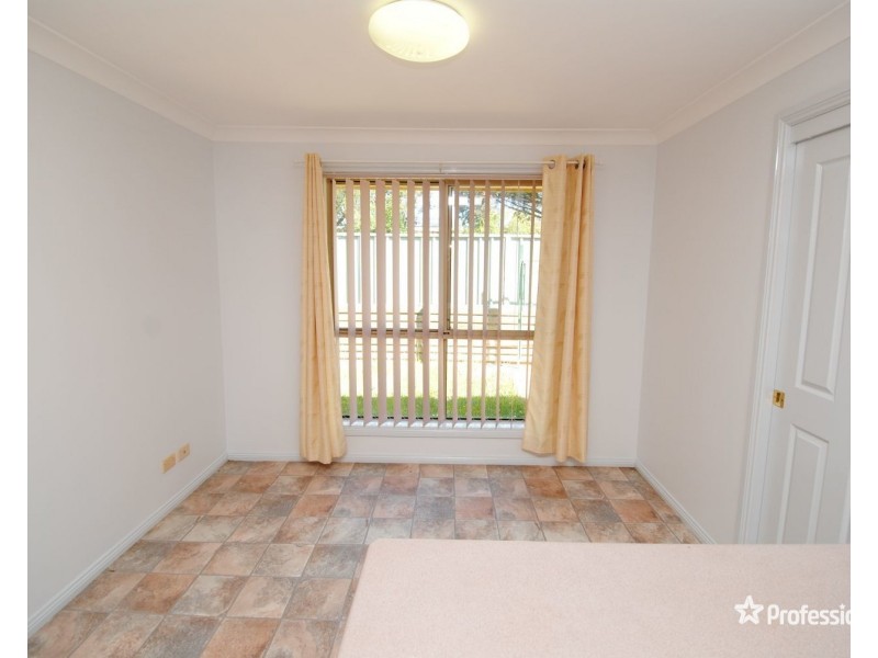 2/8 Longworth Street, Lithgow NSW 2790