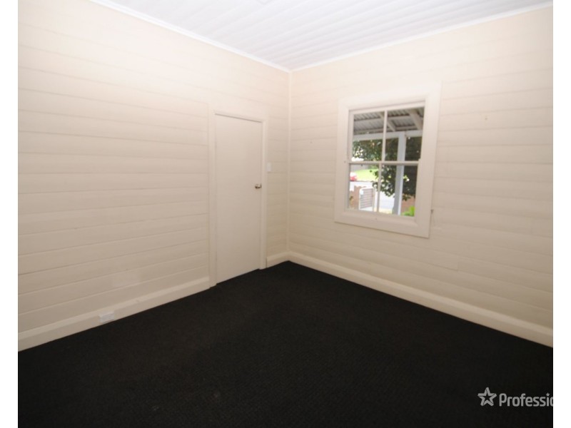 11 Silcock Street, Lithgow NSW 2790