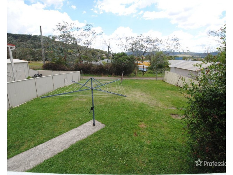 11 Silcock Street, Lithgow NSW 2790