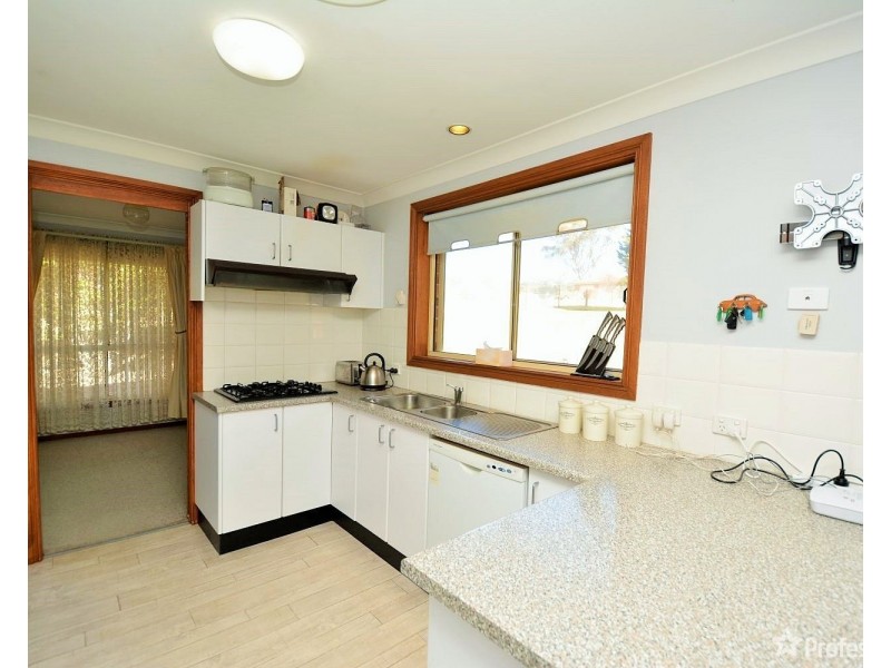 4 Korra Street, Marrangaroo NSW 2790