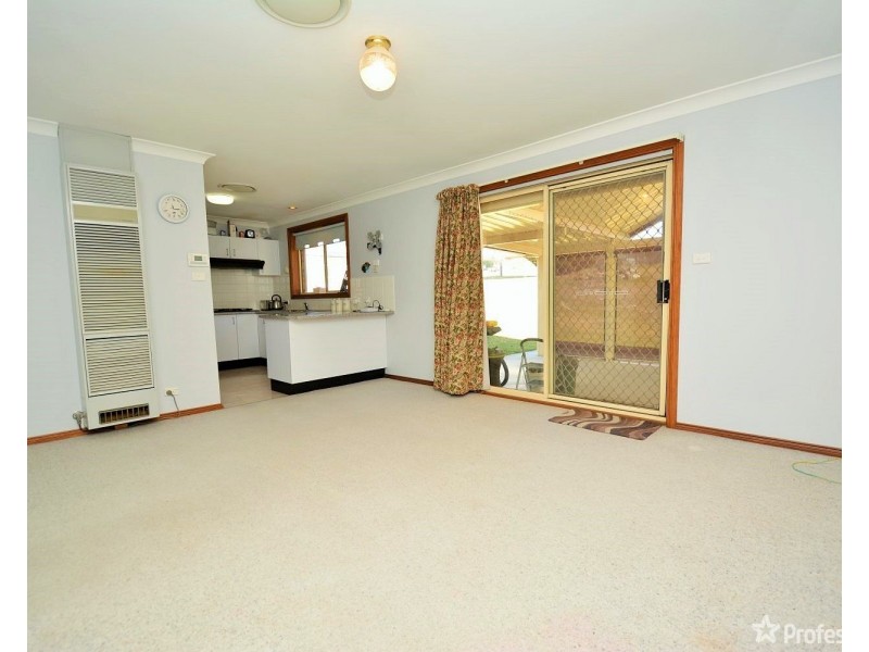 4 Korra Street, Marrangaroo NSW 2790