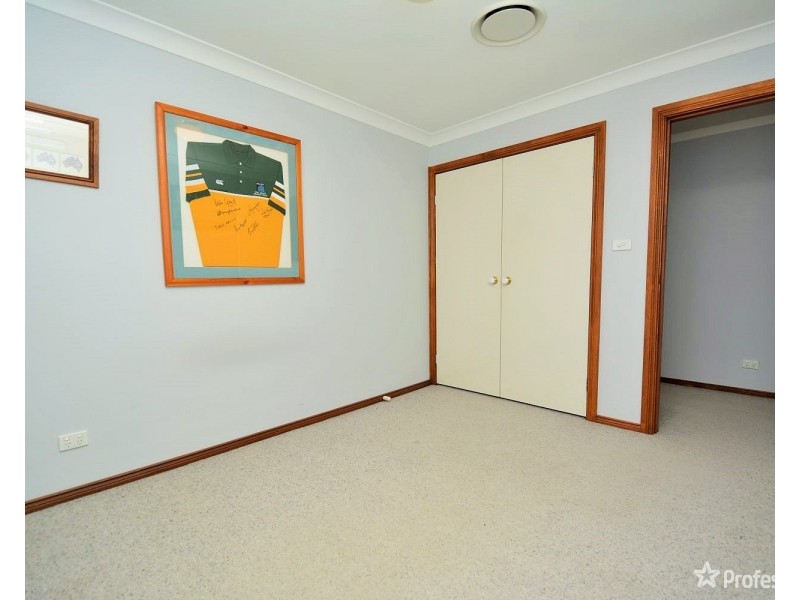 4 Korra Street, Marrangaroo NSW 2790